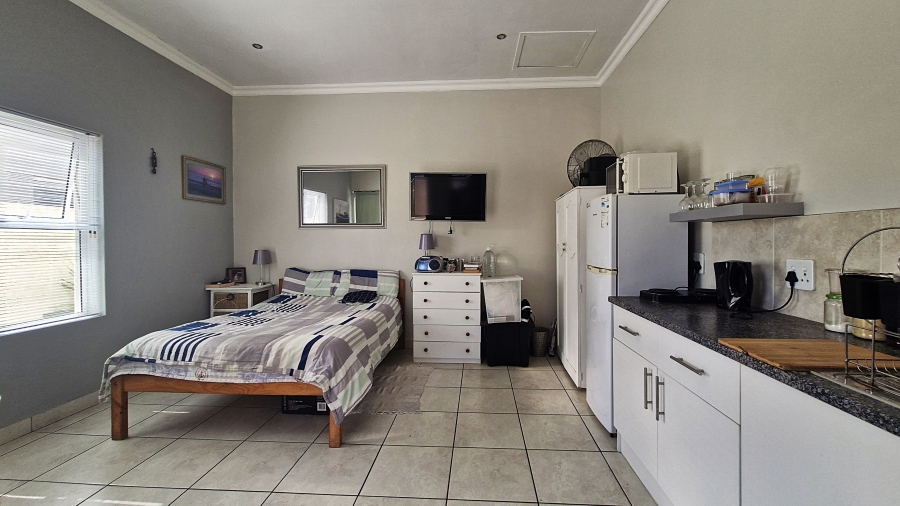 5 Bedroom Property for Sale in Laguna Sands Western Cape